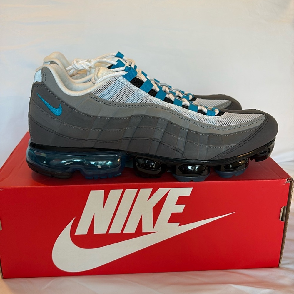 Nike Air Vapormax 95 Turquoise Black Grey Mens US Size 11 - New in box!